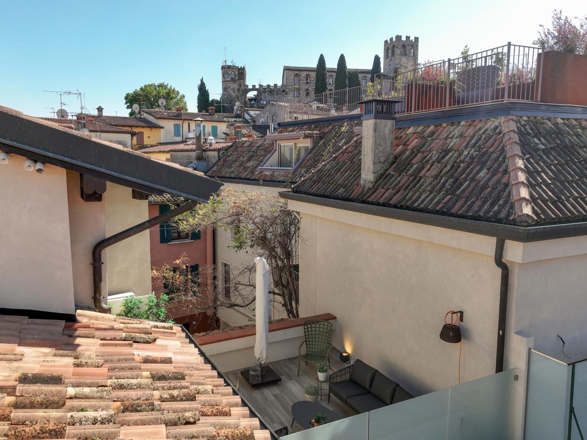 Vicolo Dei Signori Lägenhet Desenzano del Garda Exteriör bild